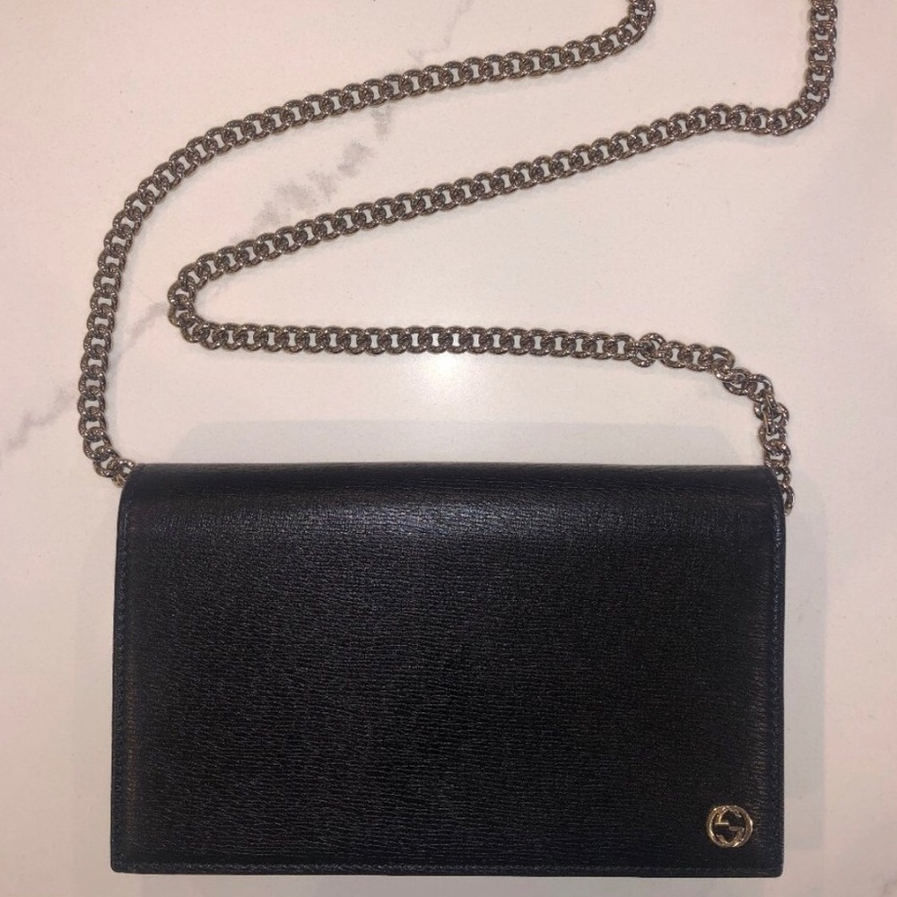 GUCCI Black Leather Wallet-on-Chain